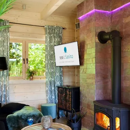 Nyaraló Seausasino - Luksusowe Drewniane Z Kominkami