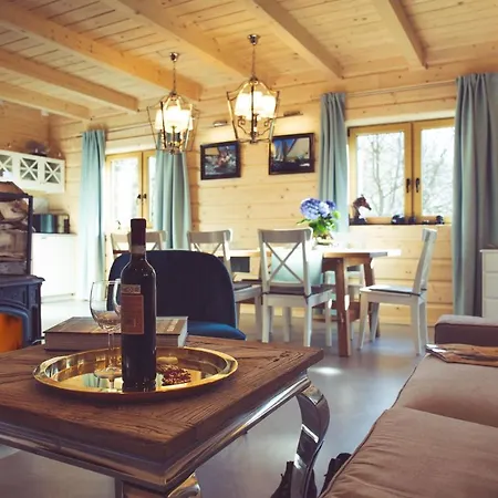 Seausasino - Luksusowe Drewniane Z Kominkami Feriehus Sasino