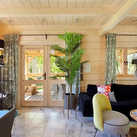 Seausasino - Luksusowe Drewniane Z Kominkami Feriehus *