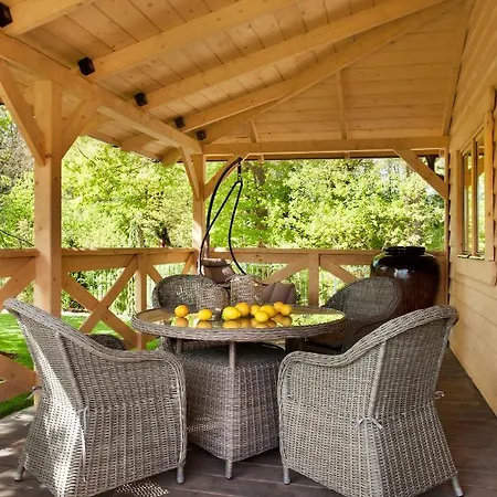 Nyaraló Seausasino - Luksusowe Drewniane Z Kominkami Sasino