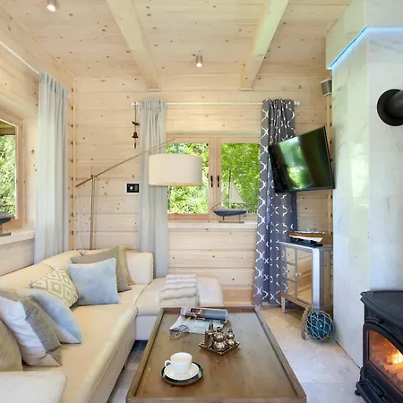 Seausasino - Luksusowe Drewniane Z Kominkami Nyaraló